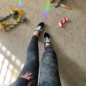 Wunder Under 28” Radiant Multi